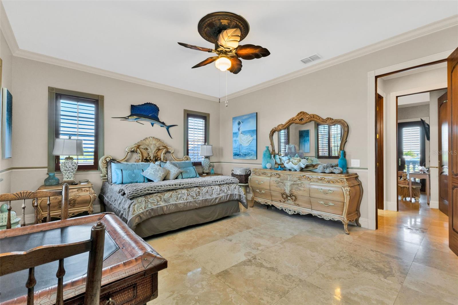 Listing photo id 70 for 15196 Lyneburg Avenue