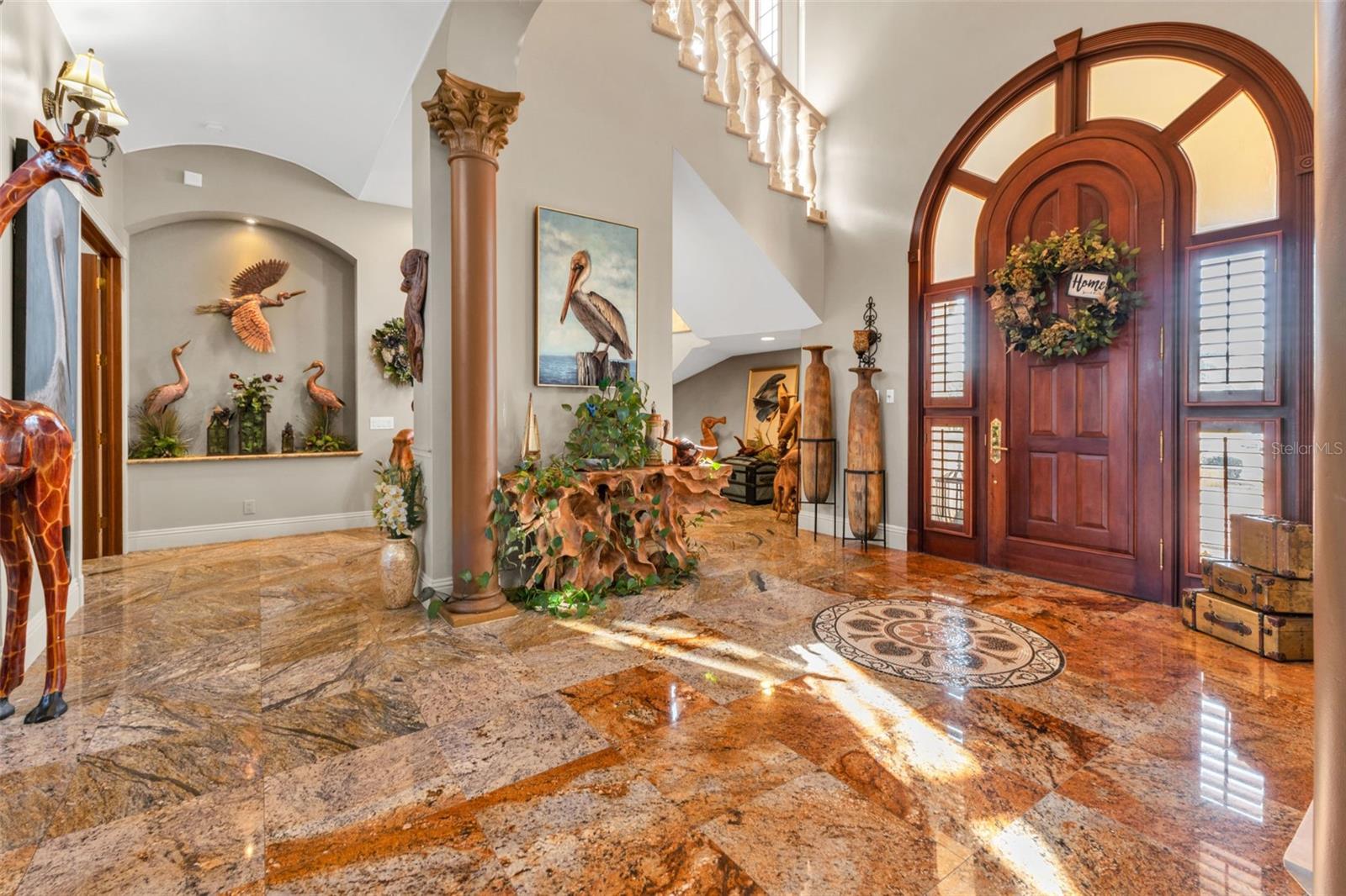 Listing photo id 7 for 15196 Lyneburg Avenue