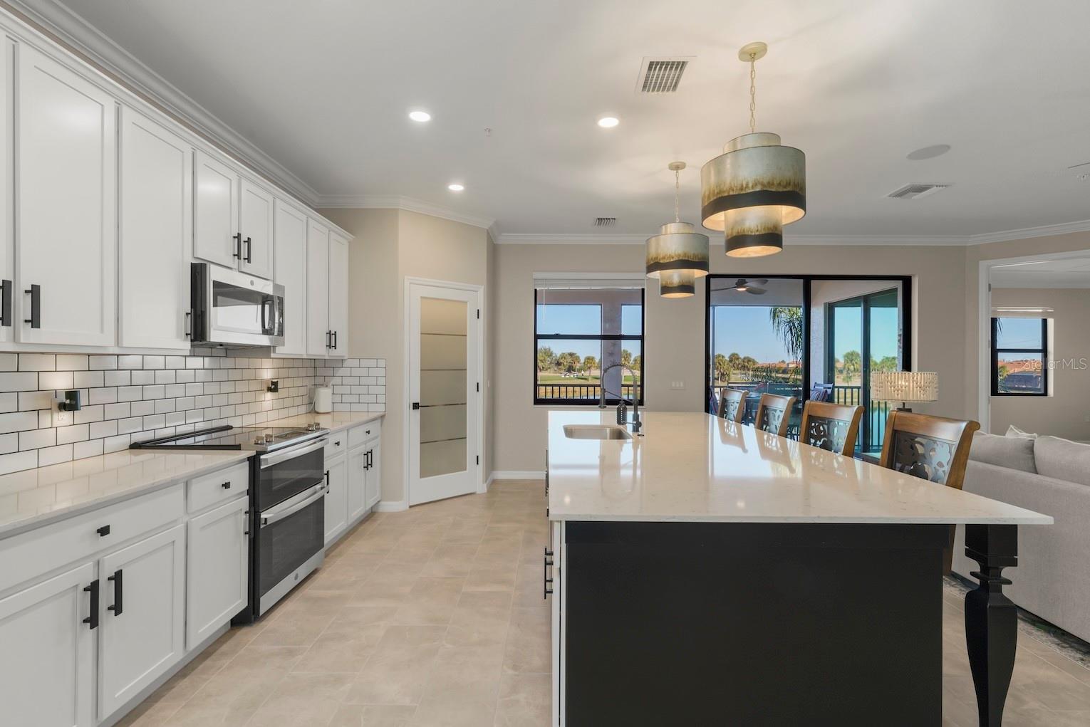 Image 20 of 72 For 10812 Tarflower Drive 201