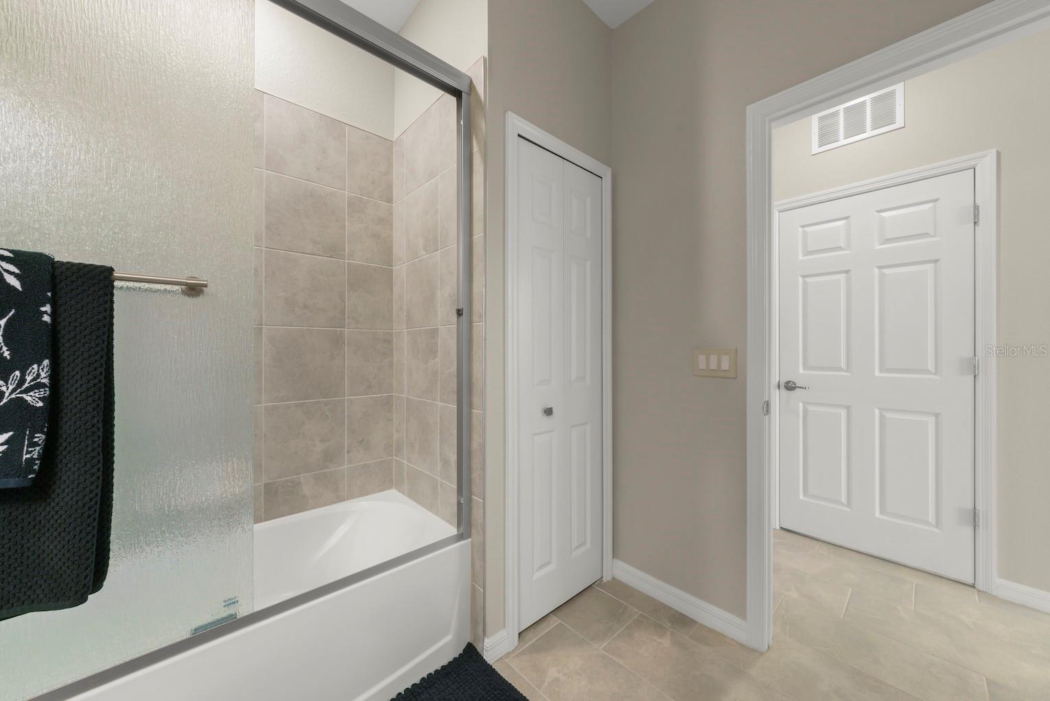 Image 36 of 72 For 10812 Tarflower Drive 201