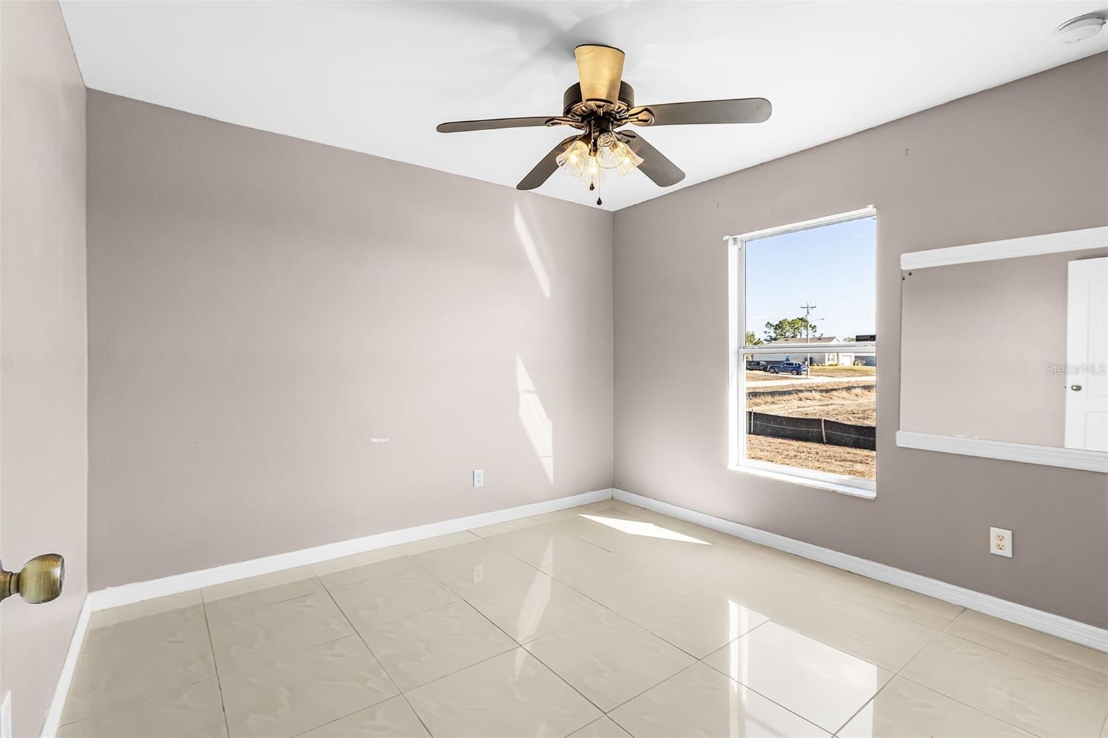 Image 19 of 36 For 3809 17th Avenue