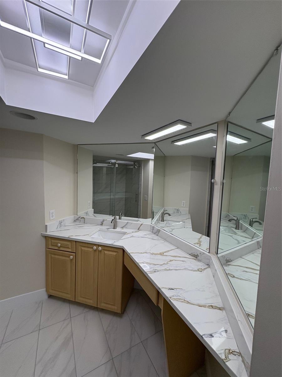 Image 17 of 54 For 20313 Navajo Lane