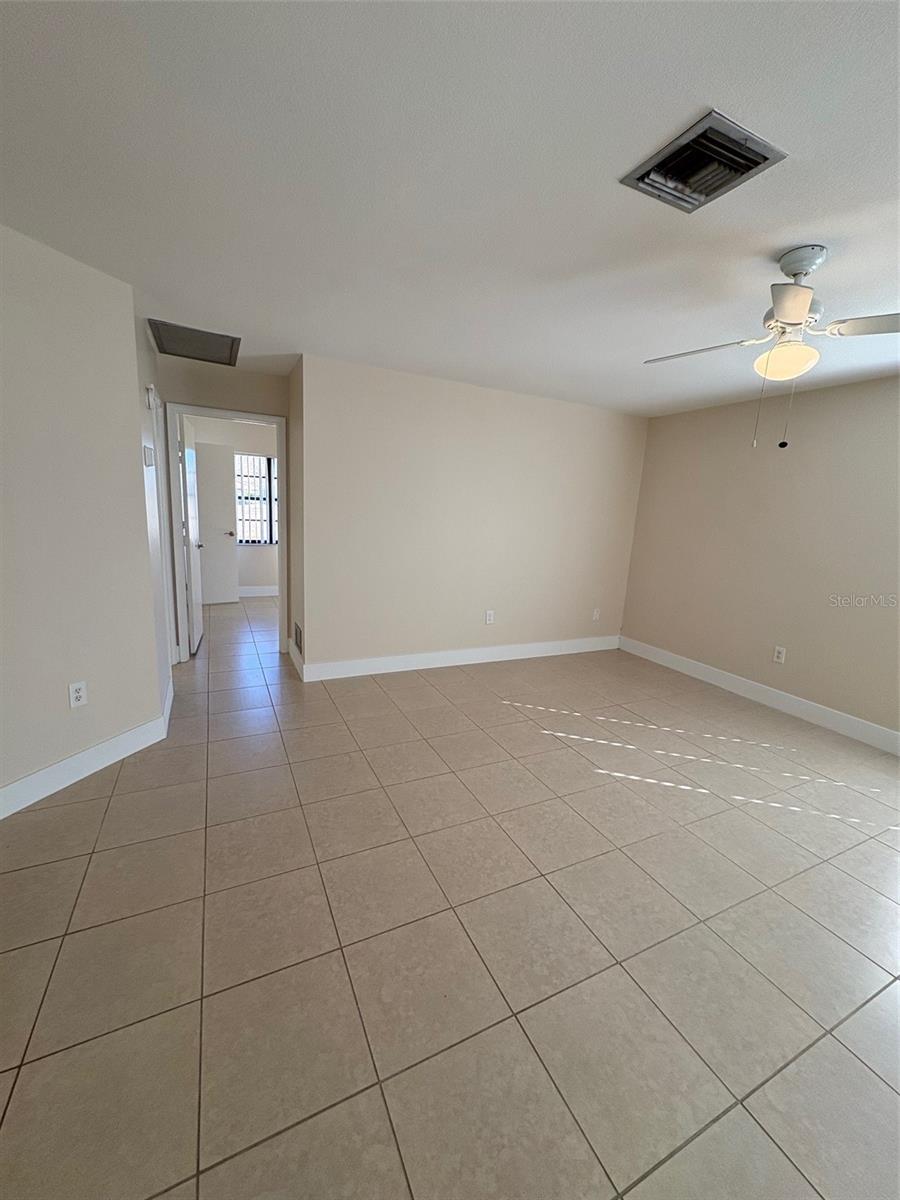 Image 27 of 54 For 20313 Navajo Lane