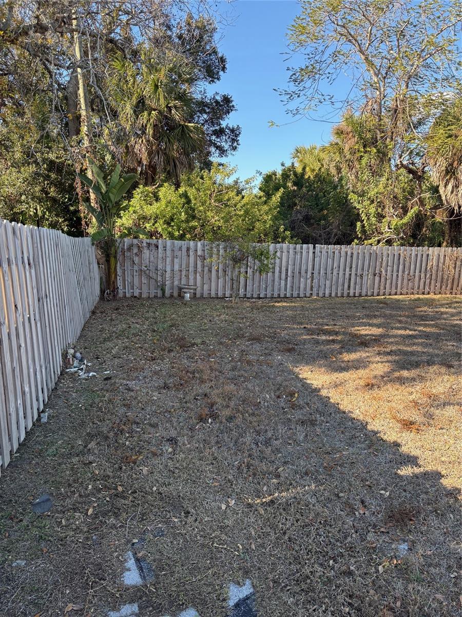 Image 49 of 54 For 20313 Navajo Lane