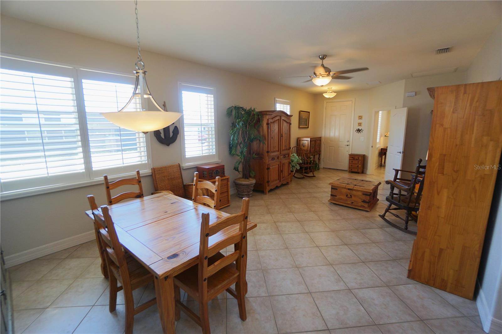 Image 8 of 56 For 25554 Prada Drive