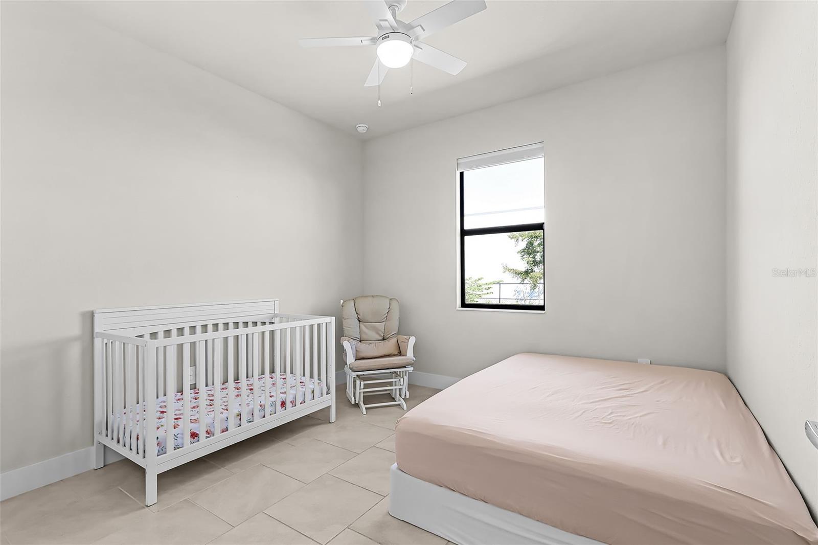 Image 18 of 40 For 2101 36th Terrace