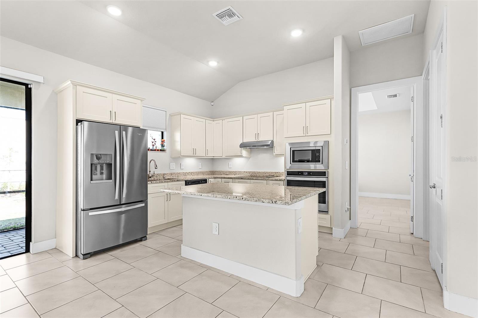 Image 5 of 40 For 2101 36th Terrace