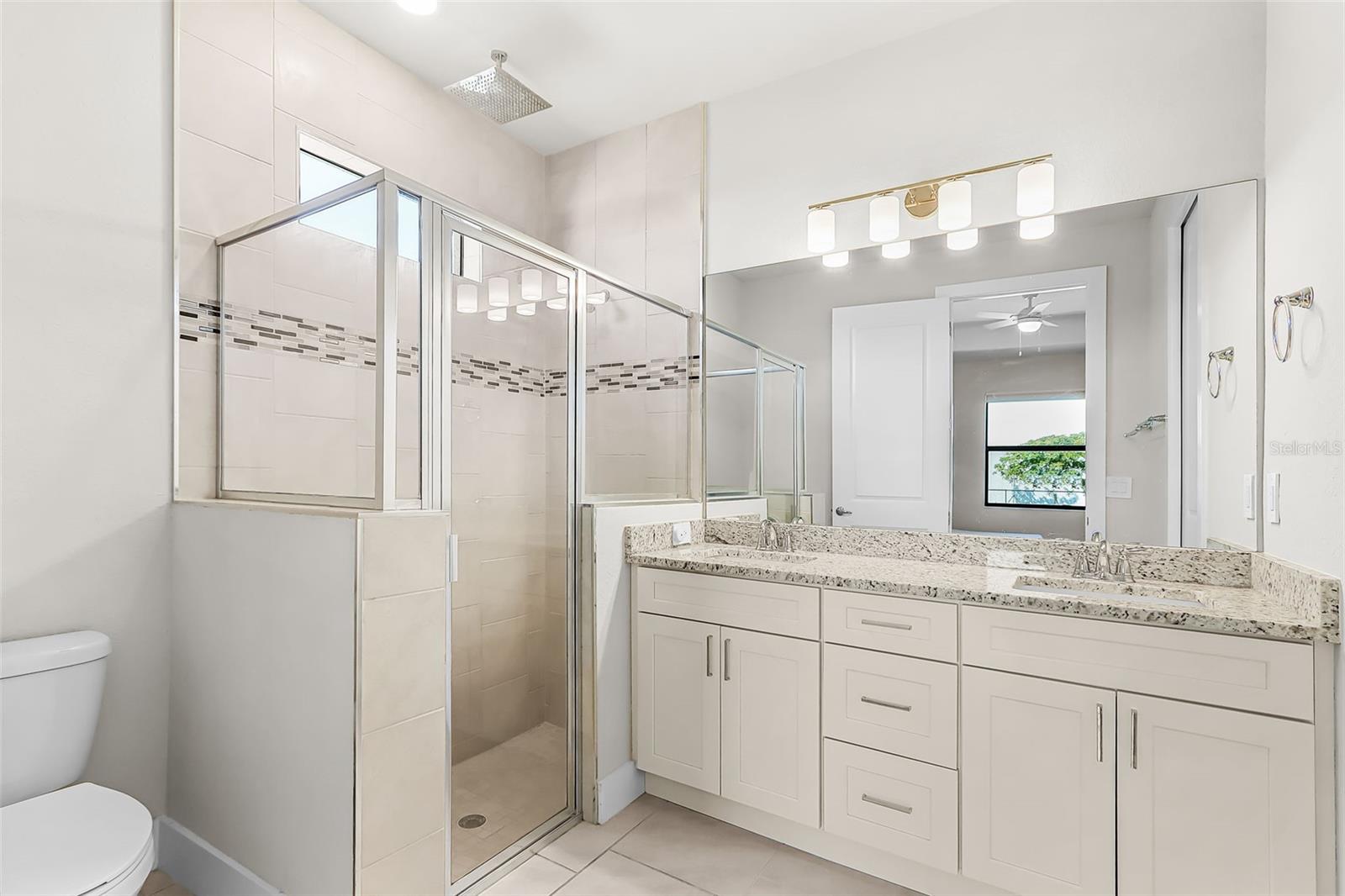 Image 6 of 40 For 2101 36th Terrace