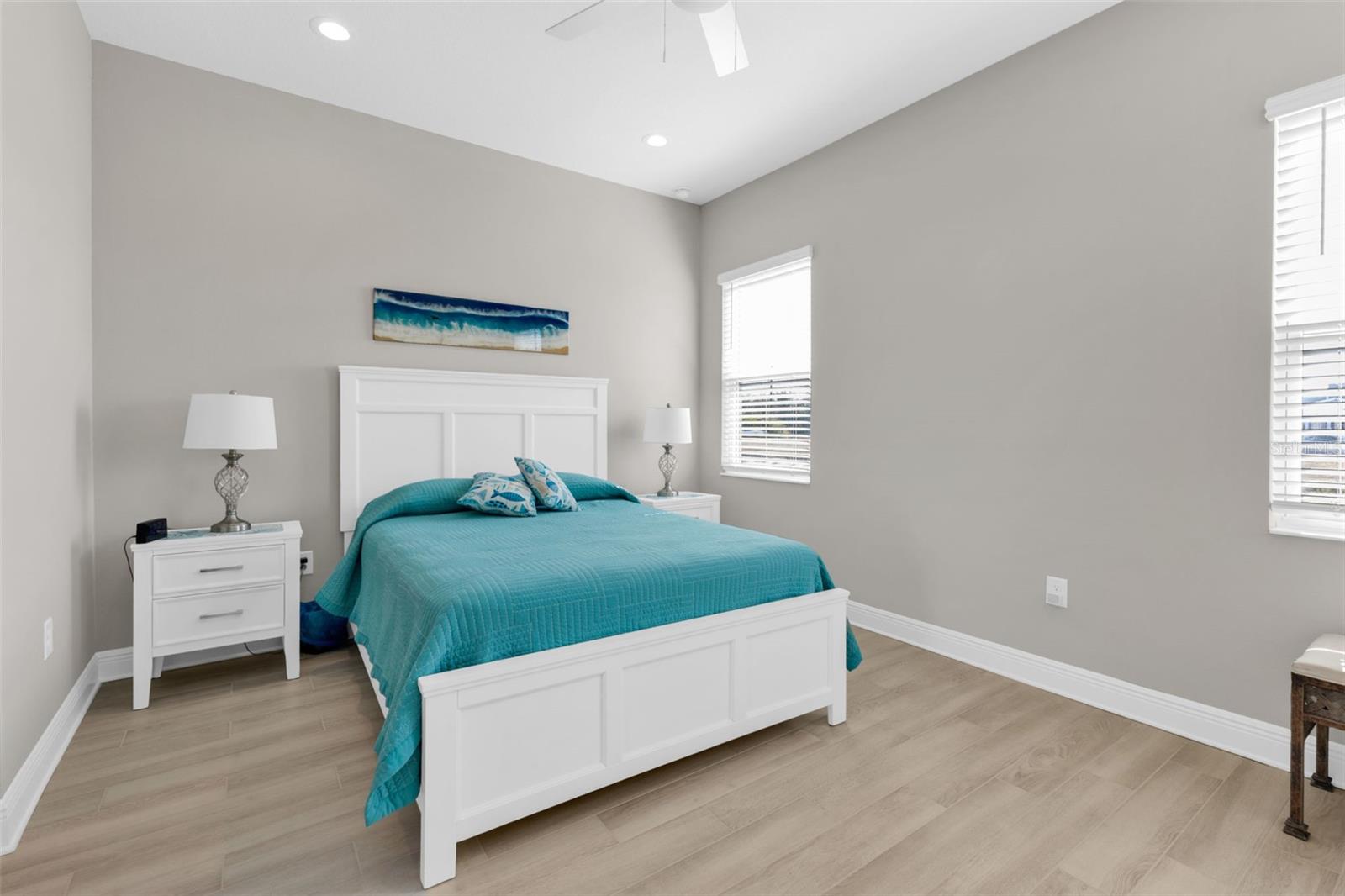 Image 13 of 40 For 24744 Buckingham Way