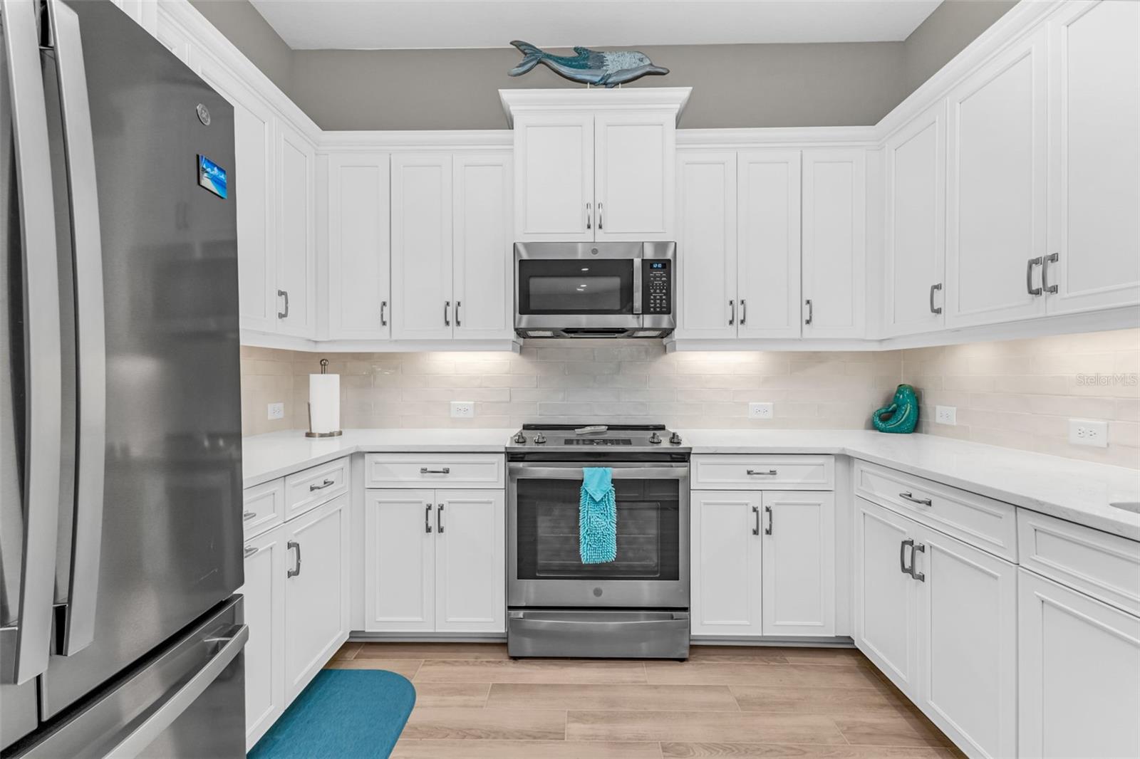 Image 9 of 40 For 24744 Buckingham Way