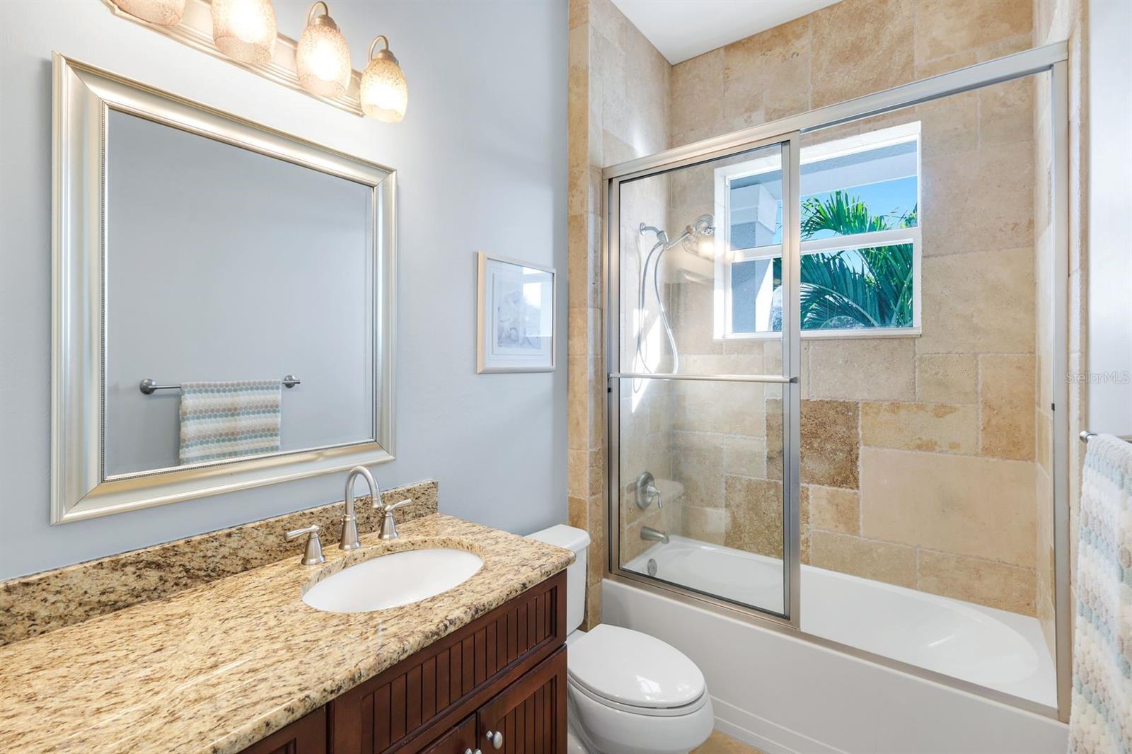 Image 21 of 46 For 231 Sterling Avenue