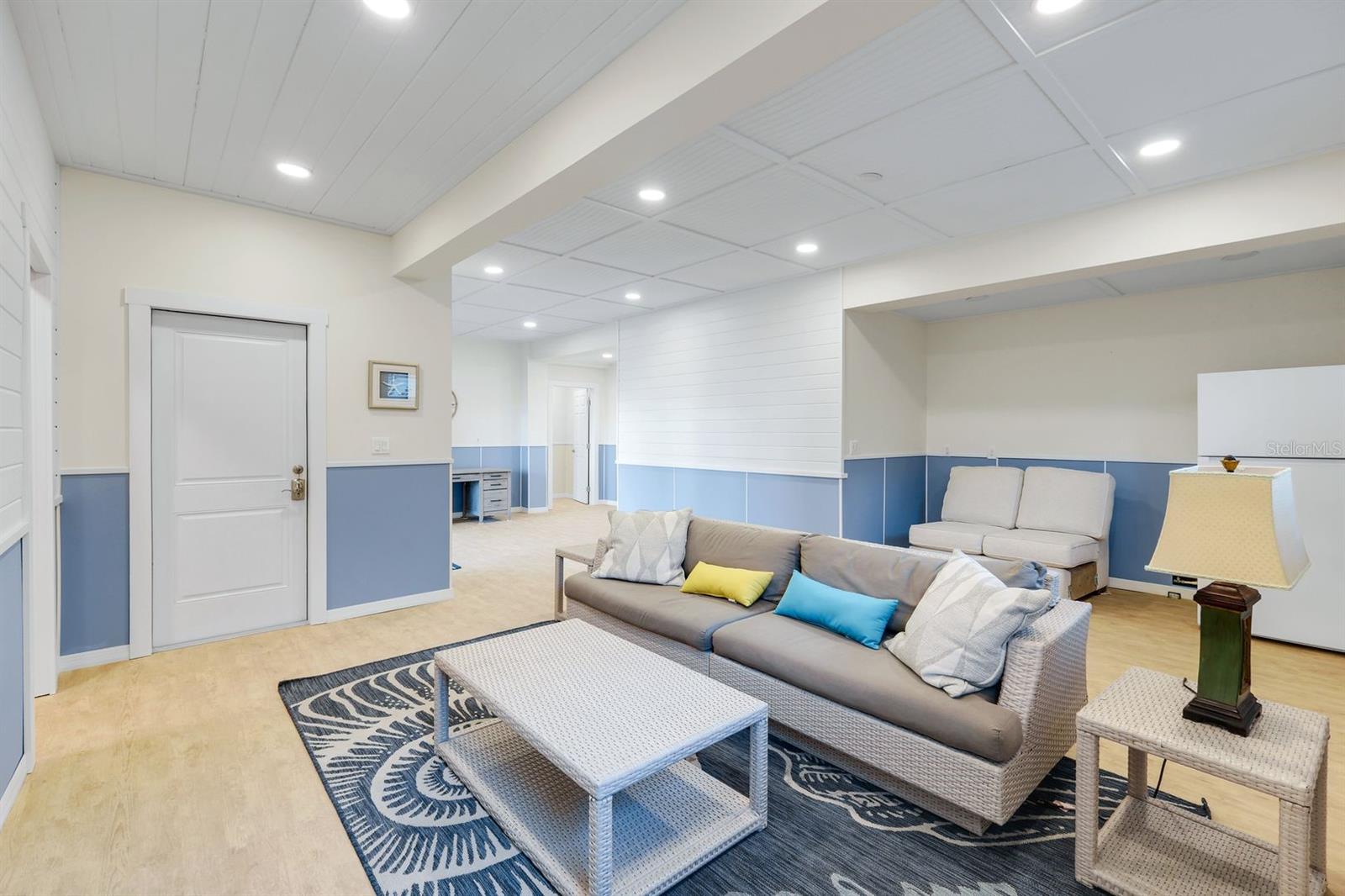 Image 24 of 46 For 231 Sterling Avenue