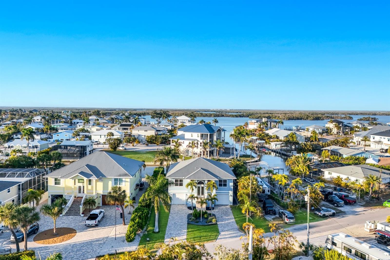 Image 3 of 46 For 231 Sterling Avenue