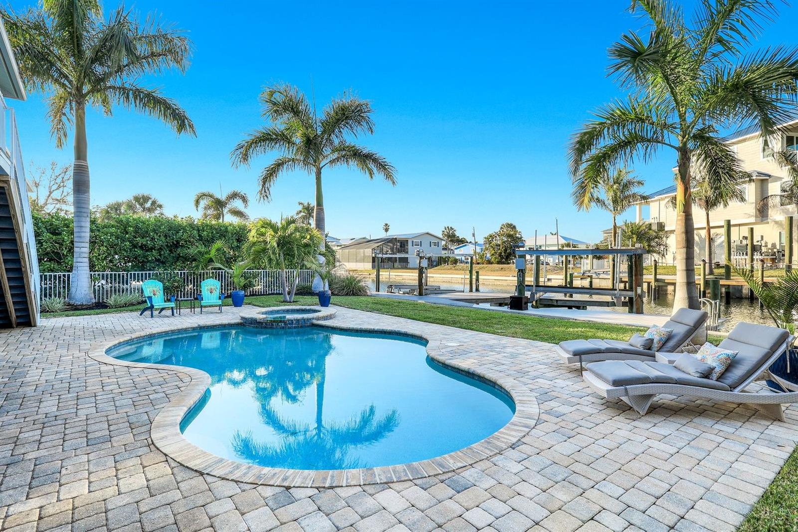 Image 37 of 46 For 231 Sterling Avenue