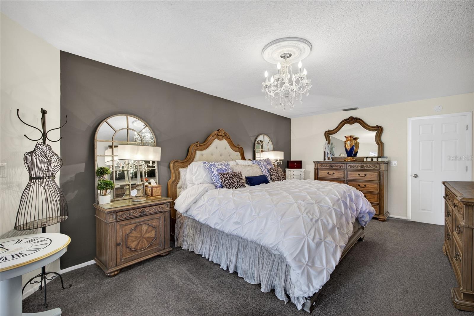 Image 10 of 32 For 5061 San Rocco Court