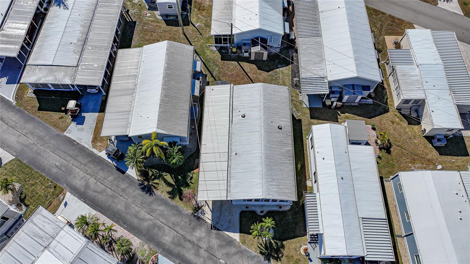 Image 28 of 32 For 10100 Burnt Store Road 63