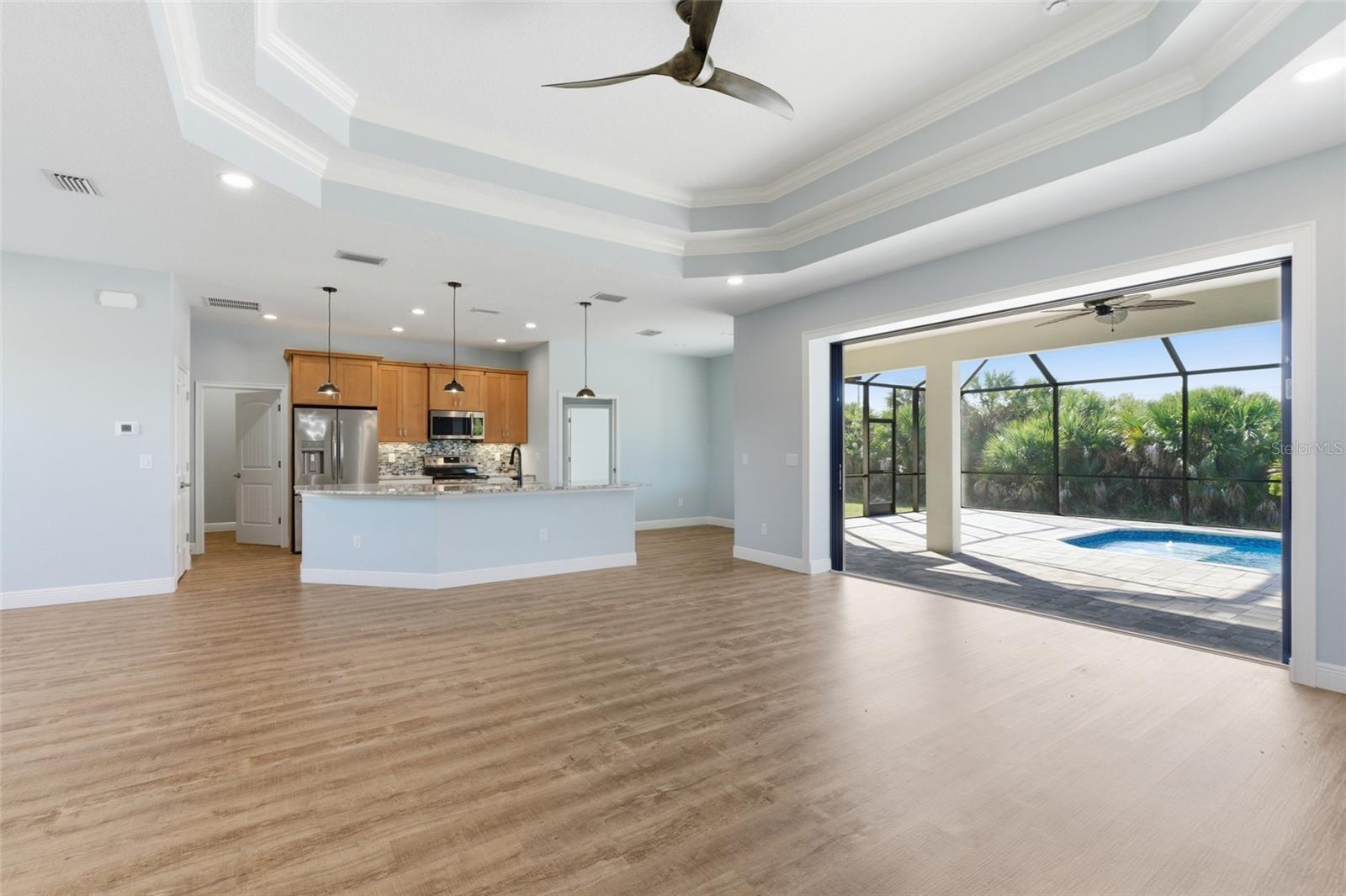 Image 11 of 41 For 14361 Fort Myers Avenue