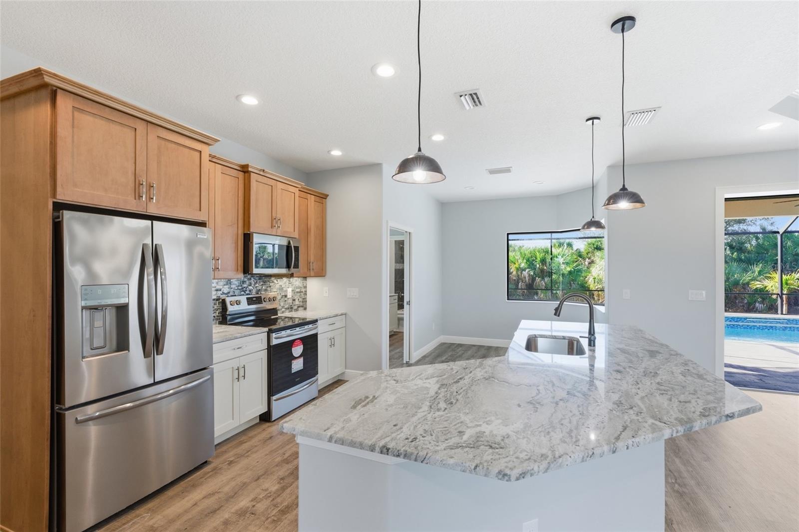 Image 13 of 41 For 14361 Fort Myers Avenue