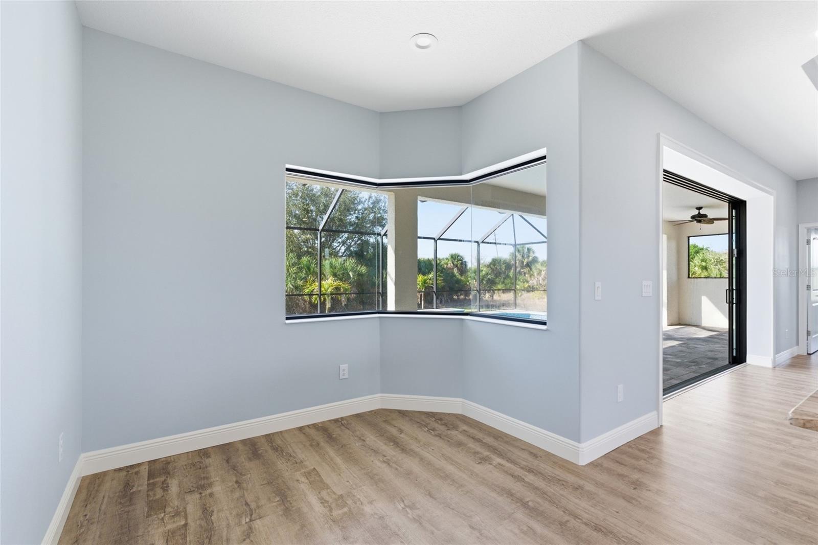 Image 16 of 41 For 14361 Fort Myers Avenue