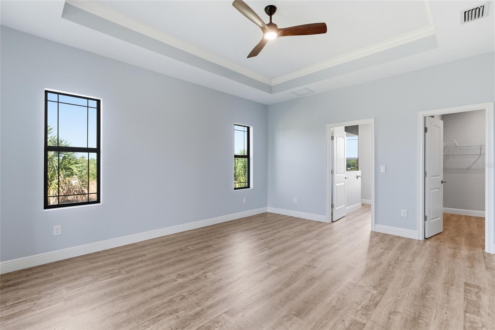 Image 18 of 41 For 14361 Fort Myers Avenue