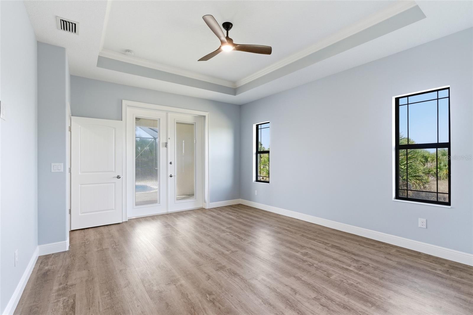 Image 19 of 41 For 14361 Fort Myers Avenue