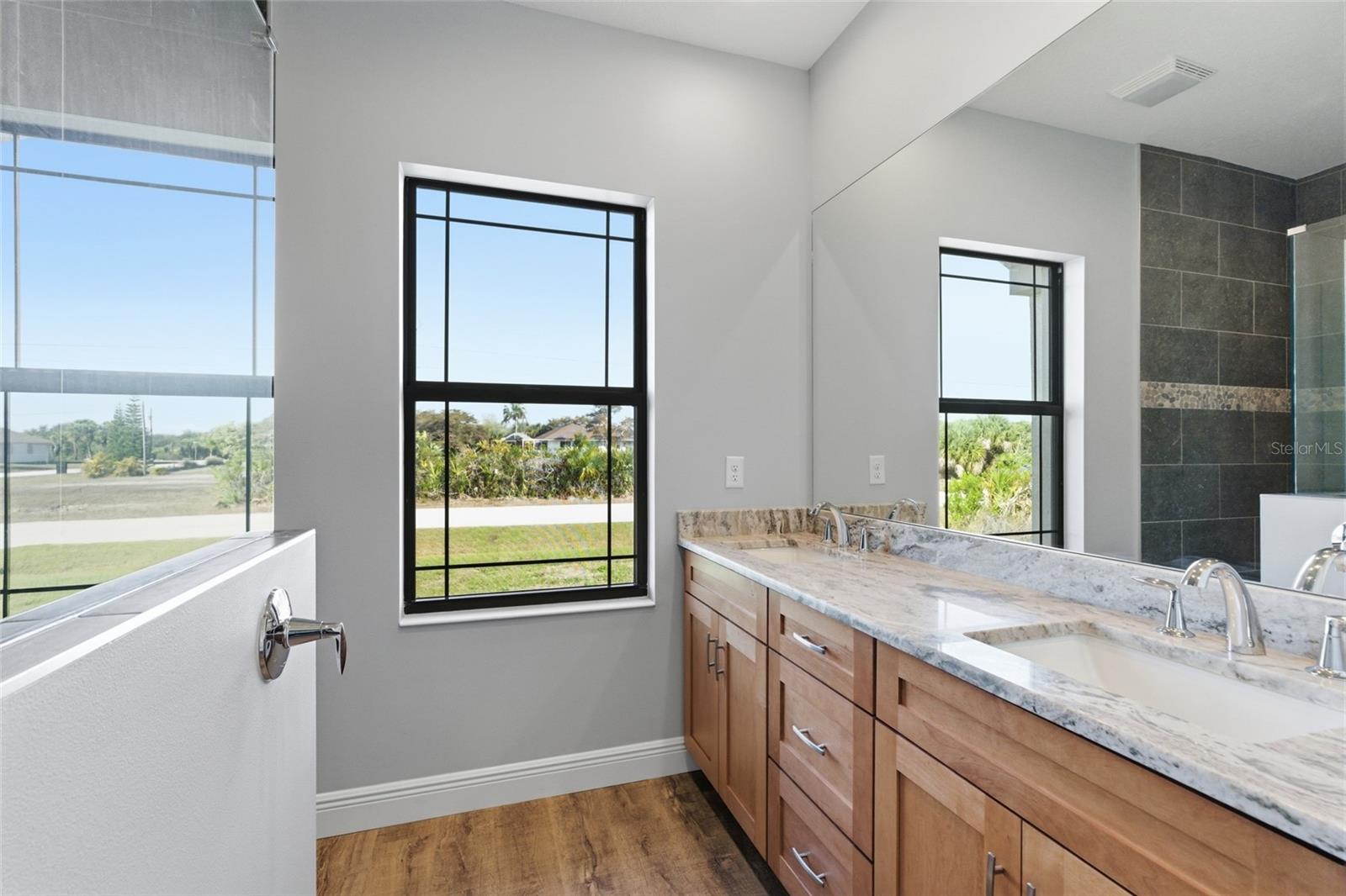 Image 20 of 41 For 14361 Fort Myers Avenue