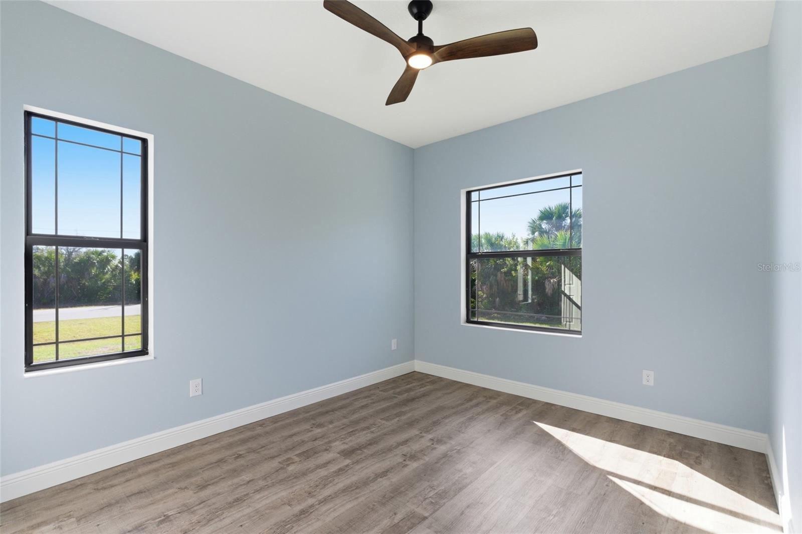 Image 27 of 41 For 14361 Fort Myers Avenue