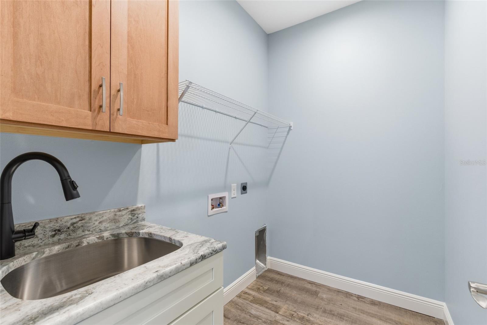 Image 29 of 41 For 14361 Fort Myers Avenue