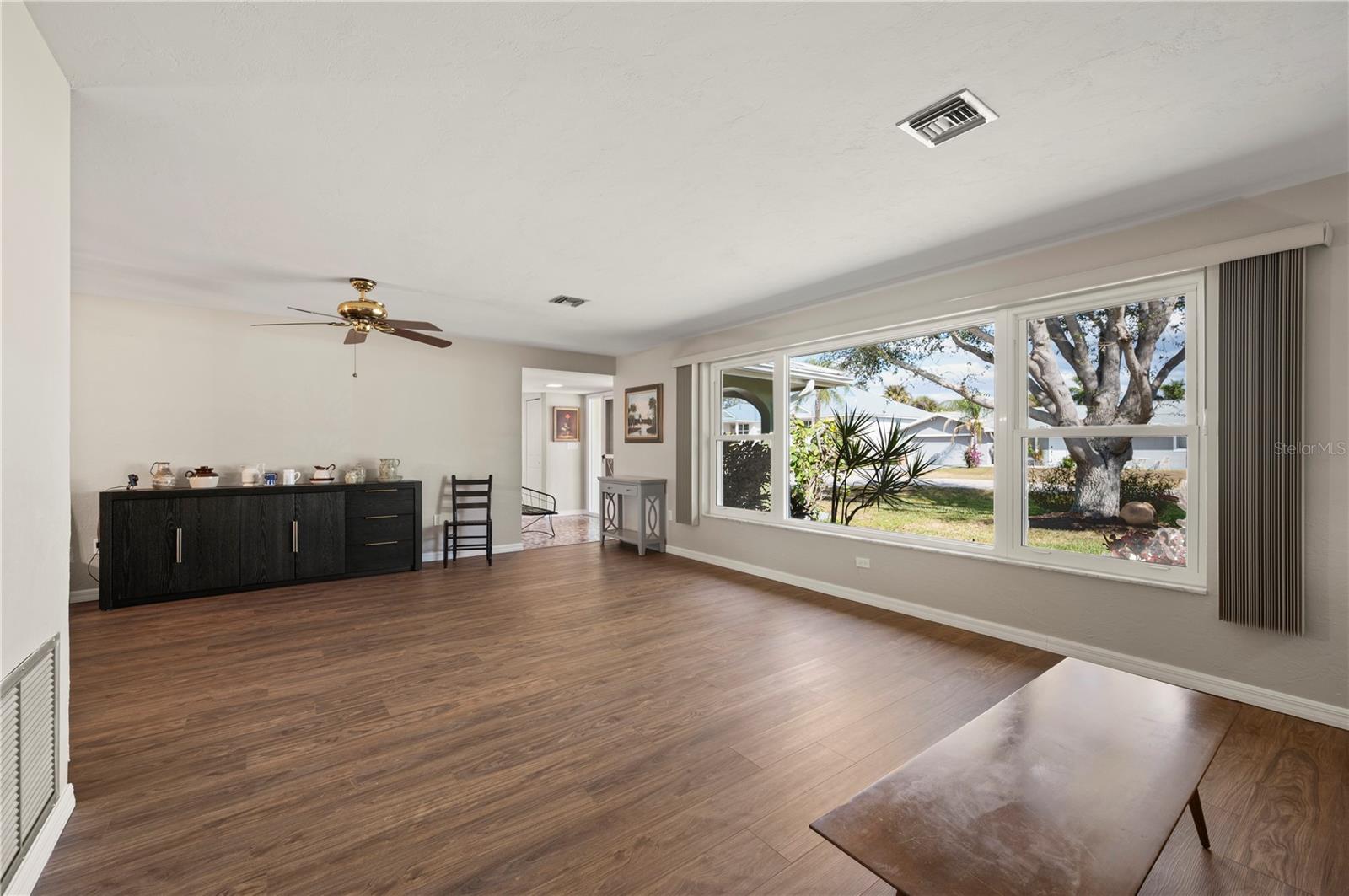 Image 11 of 60 For 3001 Vasco Street