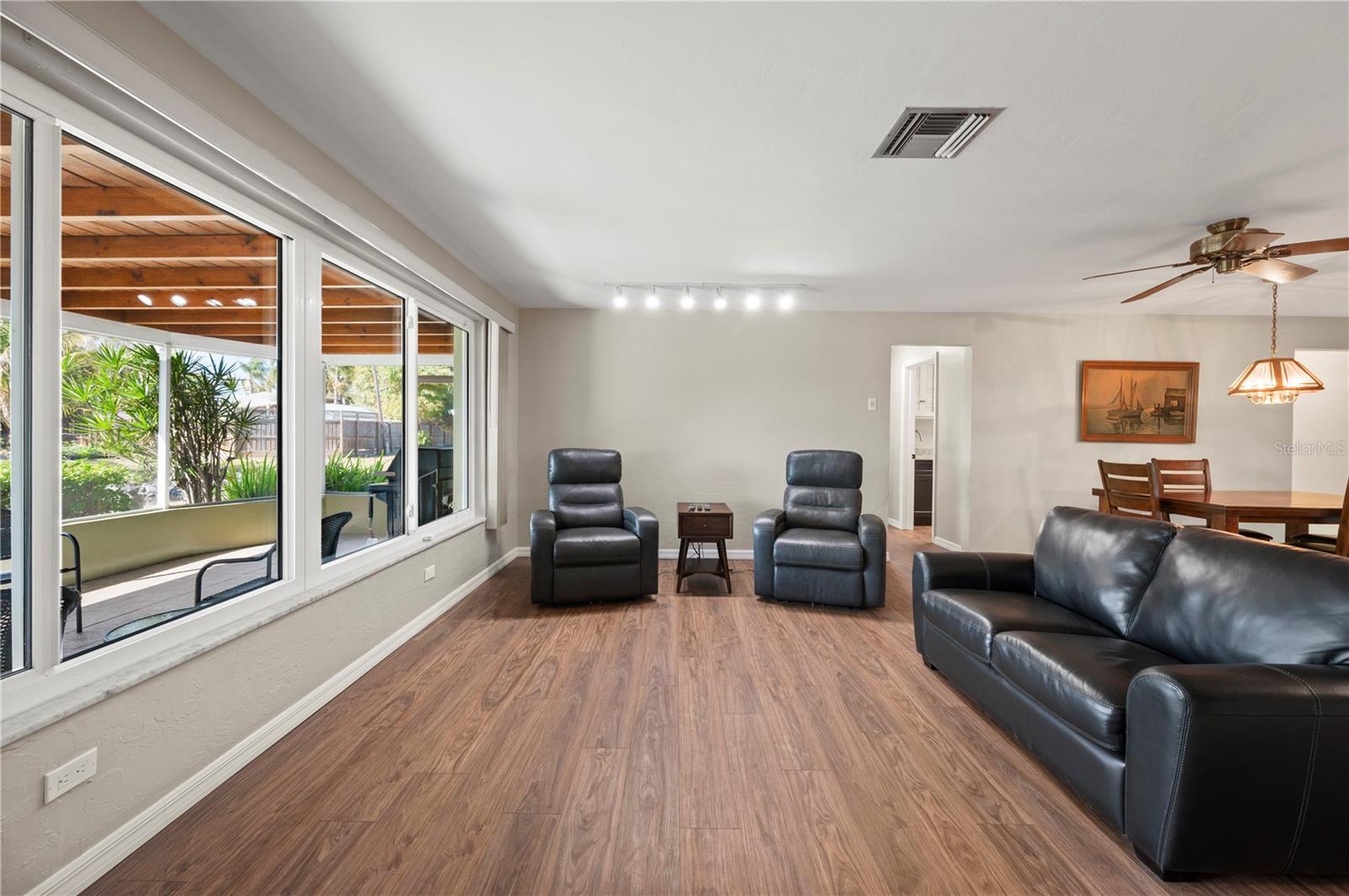 Image 18 of 60 For 3001 Vasco Street