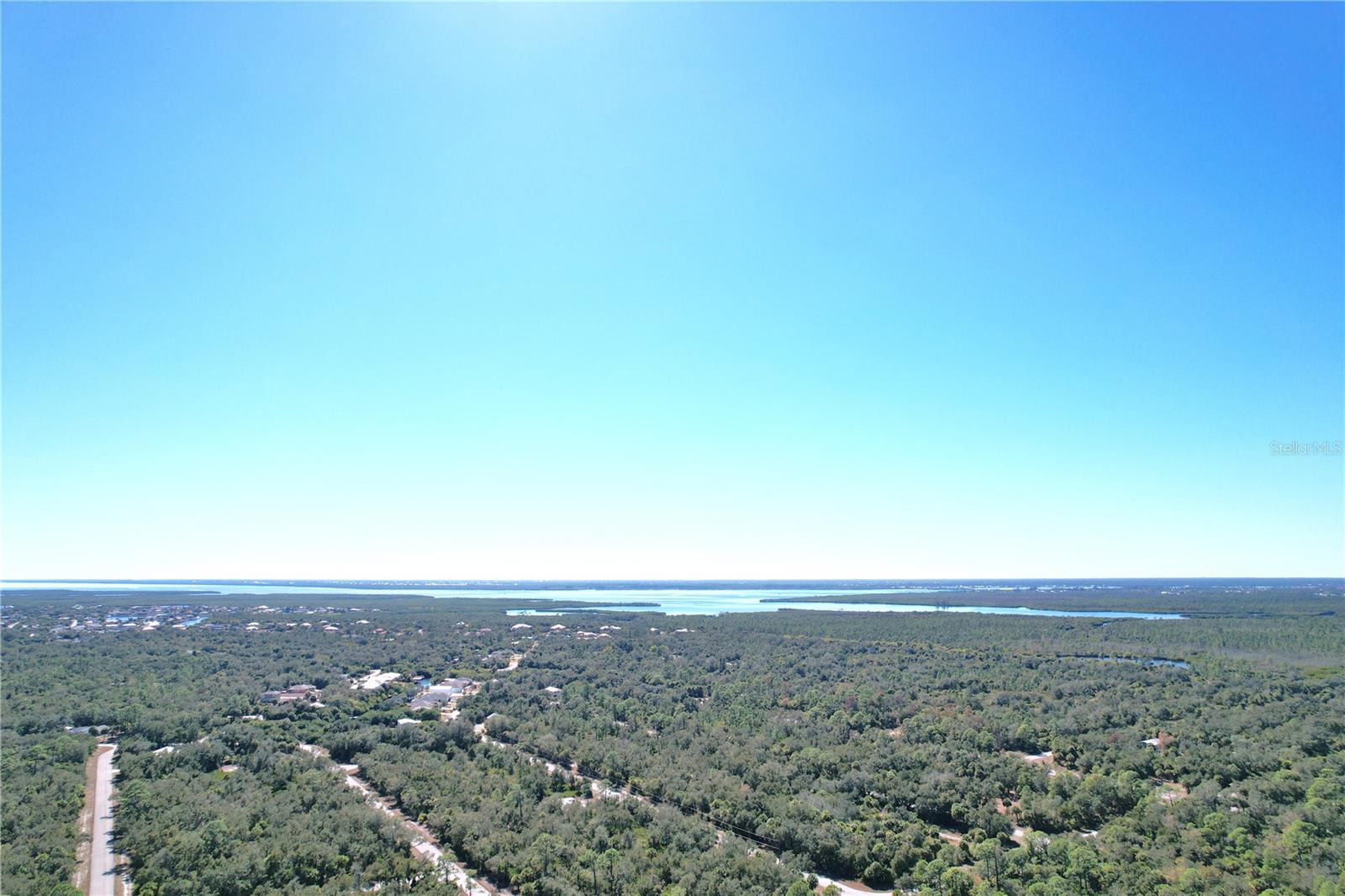 Image 11 of 26 For 17129 Wintergarden Avenue