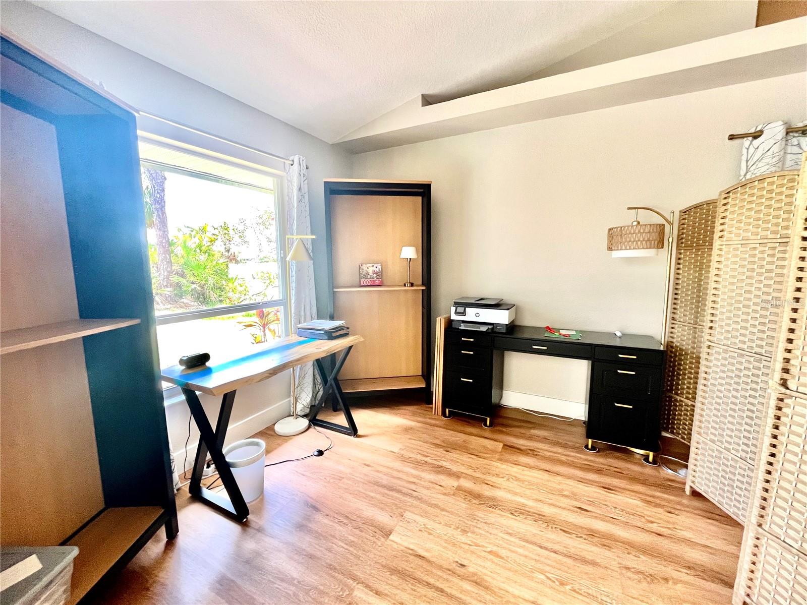 Image 18 of 61 For 6000 Key Largo Circle