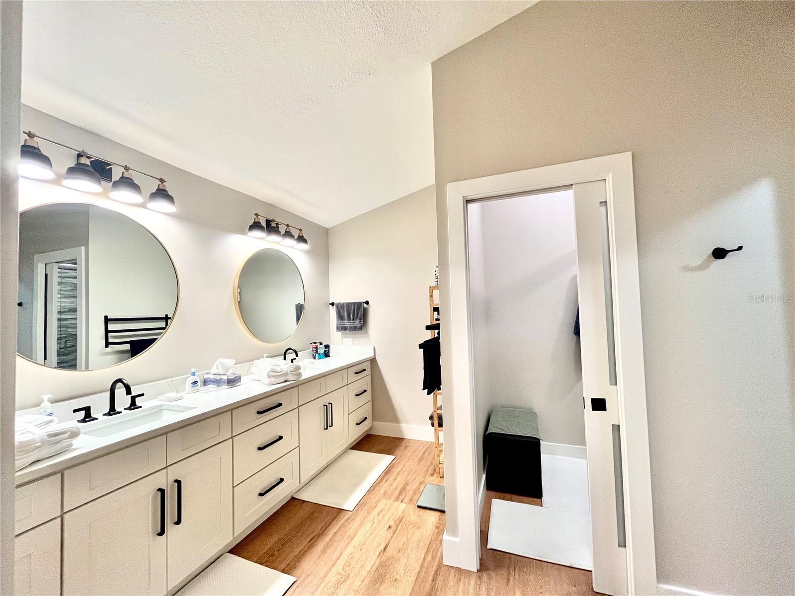 Image 19 of 61 For 6000 Key Largo Circle