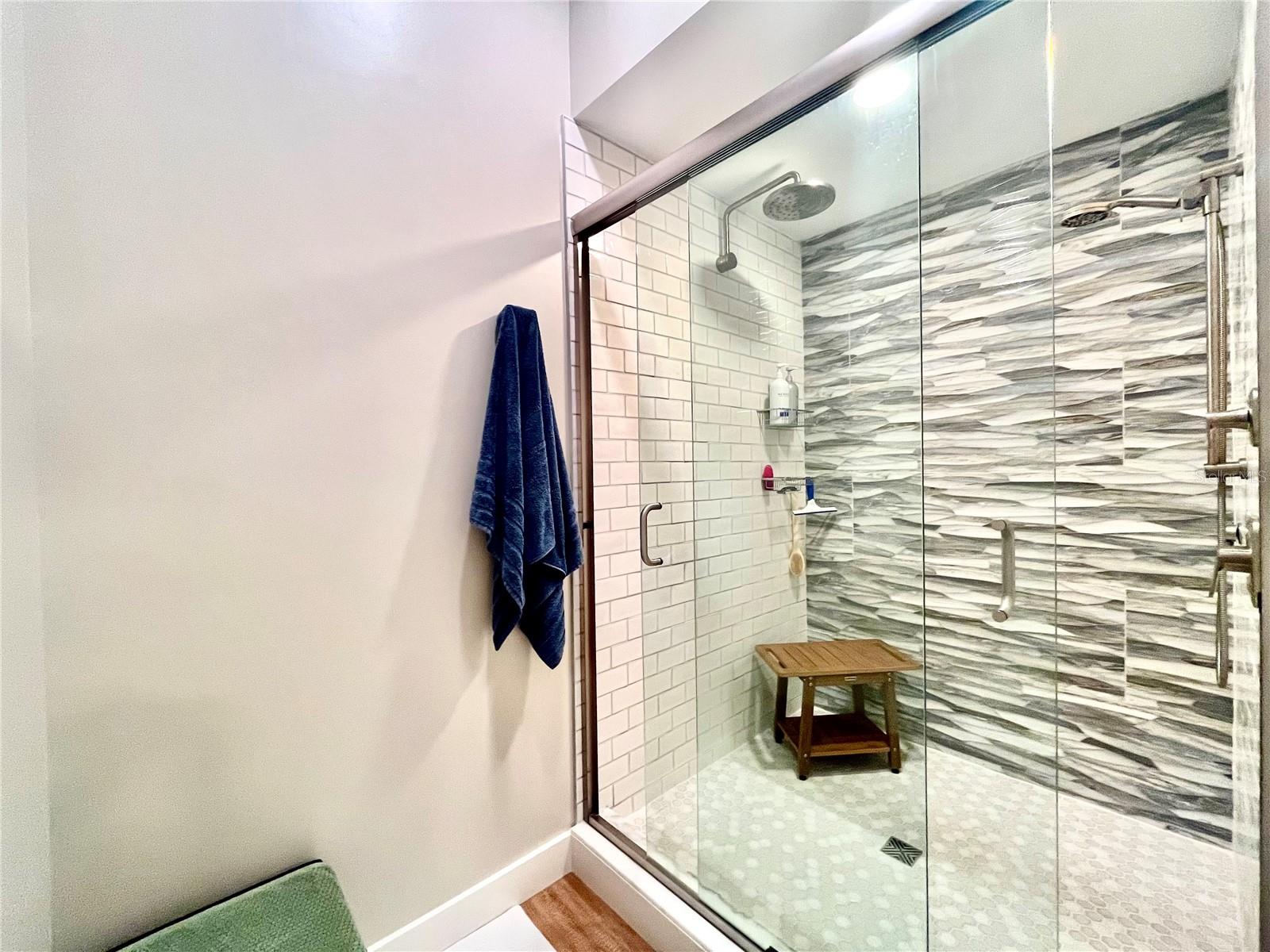 Image 20 of 61 For 6000 Key Largo Circle