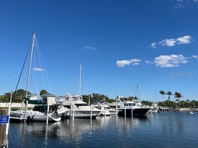 Image 31 of 61 For 6000 Key Largo Circle