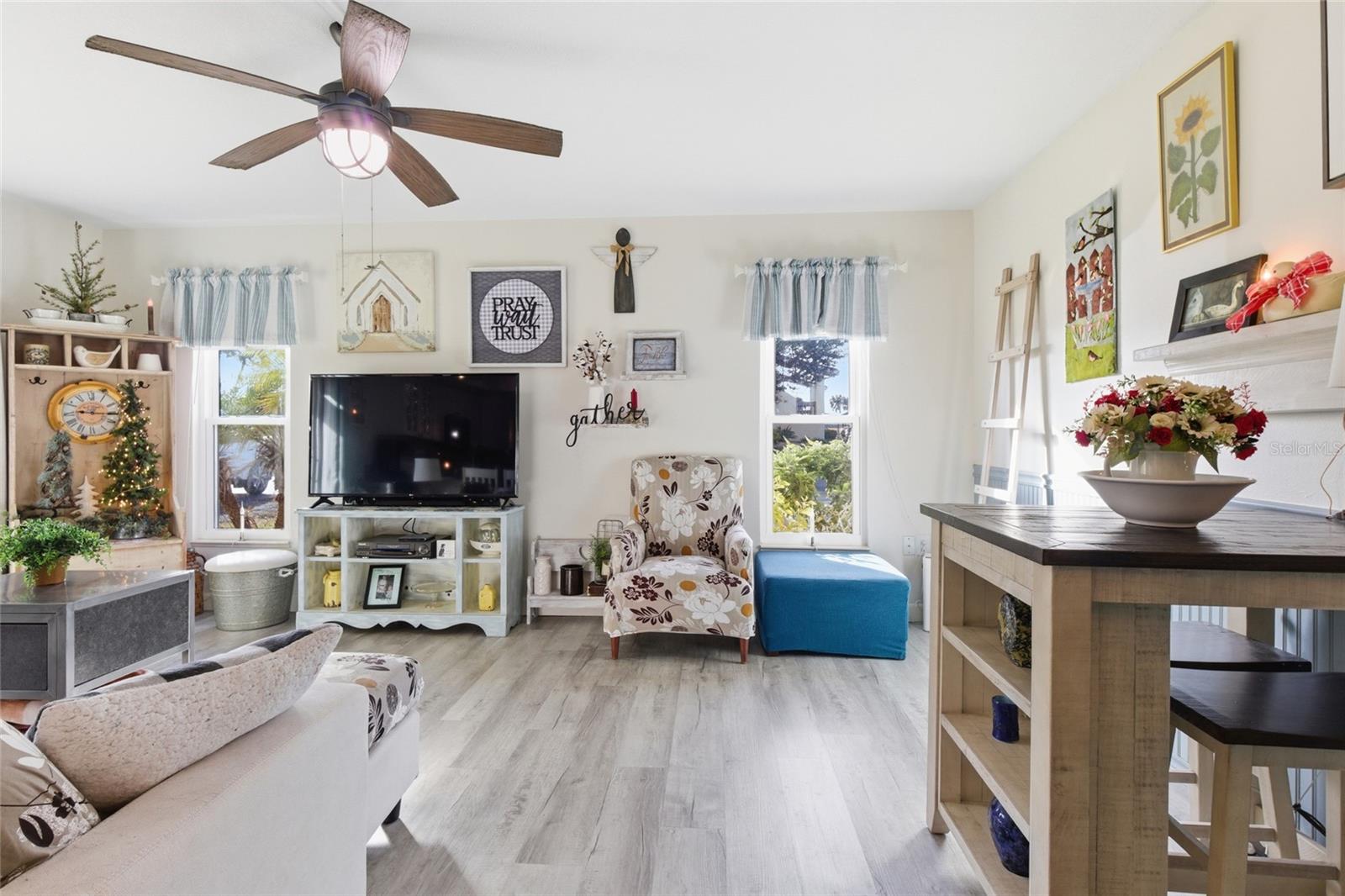 Image 20 of 42 For 6699 San Casa Drive T1