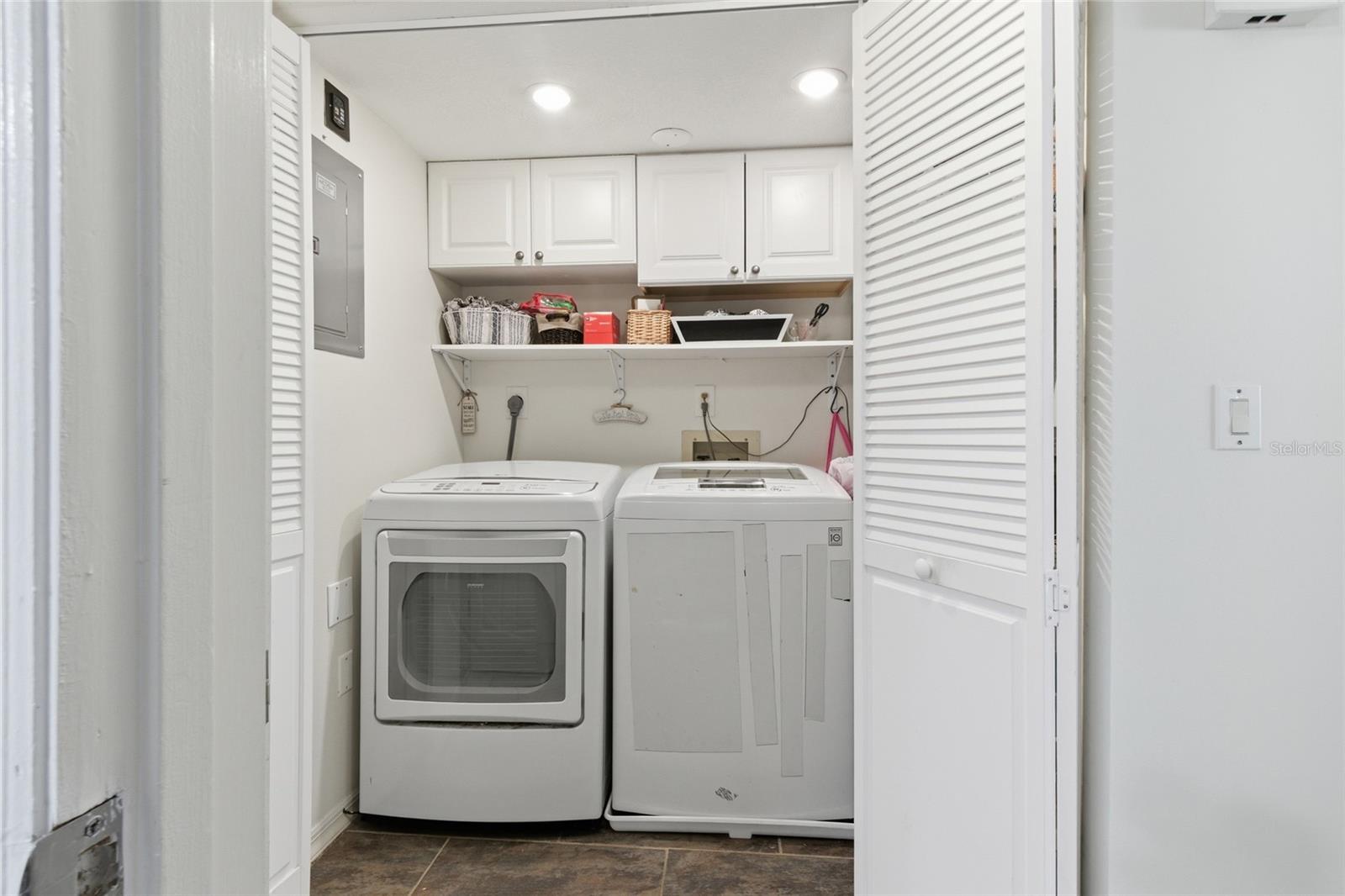 Image 33 of 42 For 6699 San Casa Drive T1