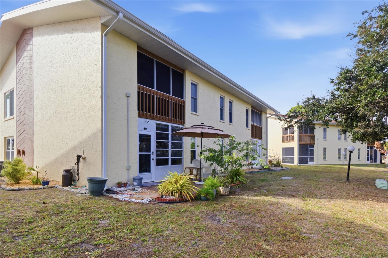 Image 7 of 42 For 6699 San Casa Drive T1