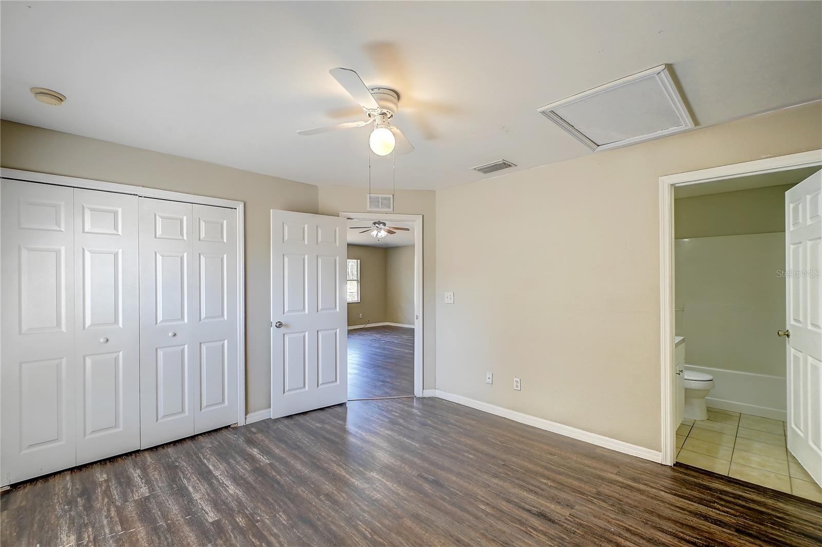 Image 10 of 26 For 1090 Jaguar Boulevard