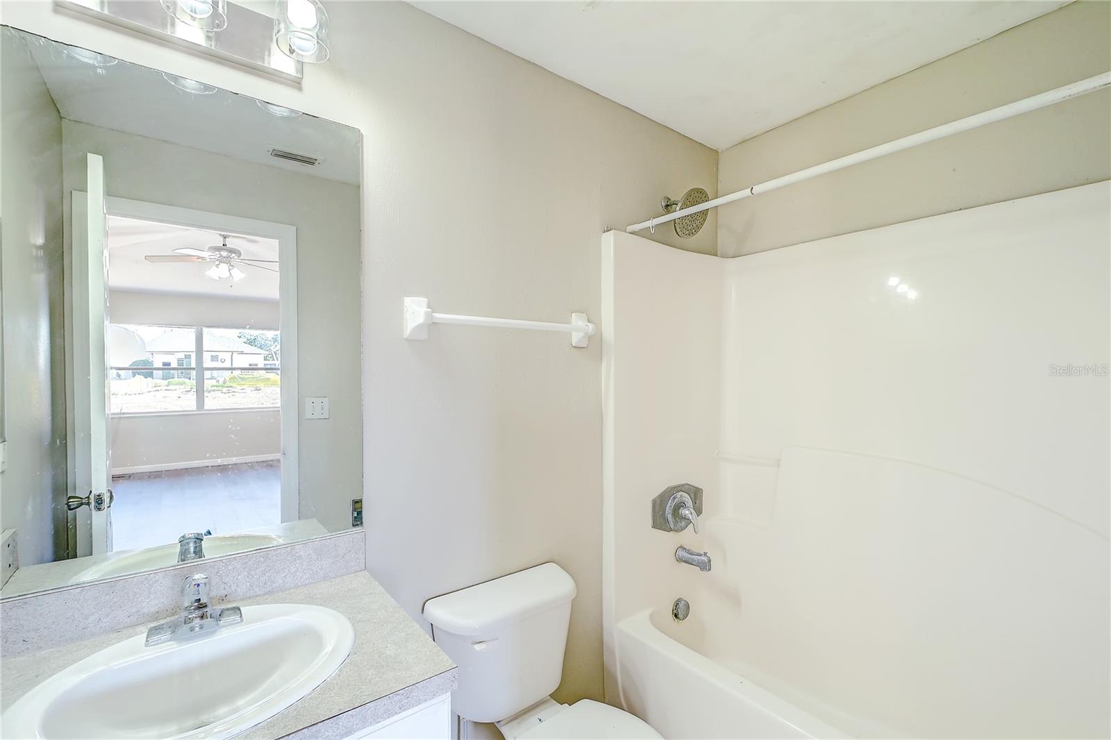 Image 20 of 26 For 1090 Jaguar Boulevard