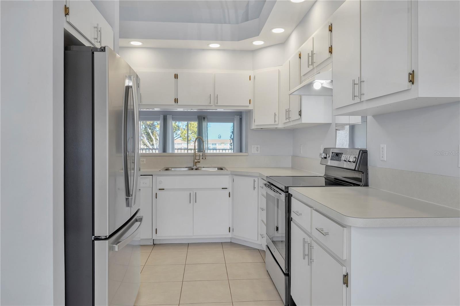 Image 13 of 38 For 11644 Egret Circle 1307