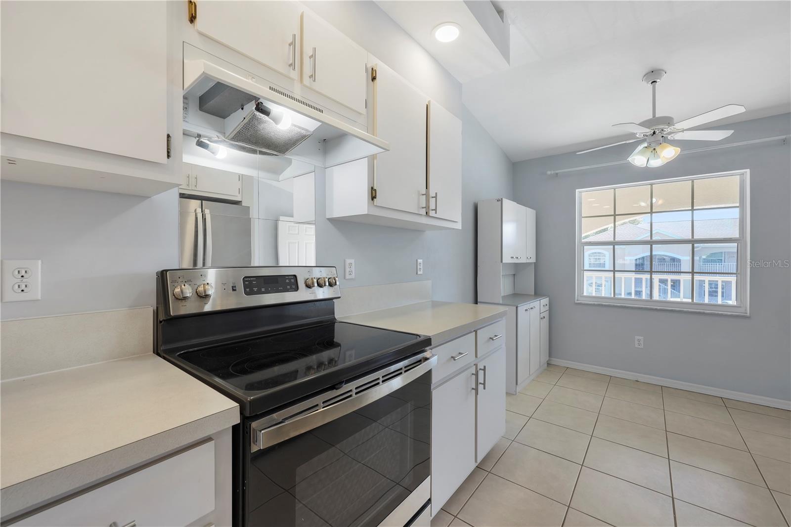 Image 15 of 38 For 11644 Egret Circle 1307