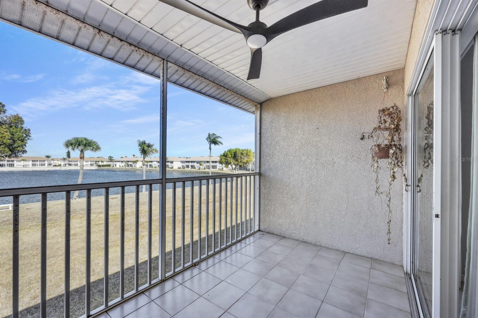 Image 5 of 38 For 11644 Egret Circle 1307