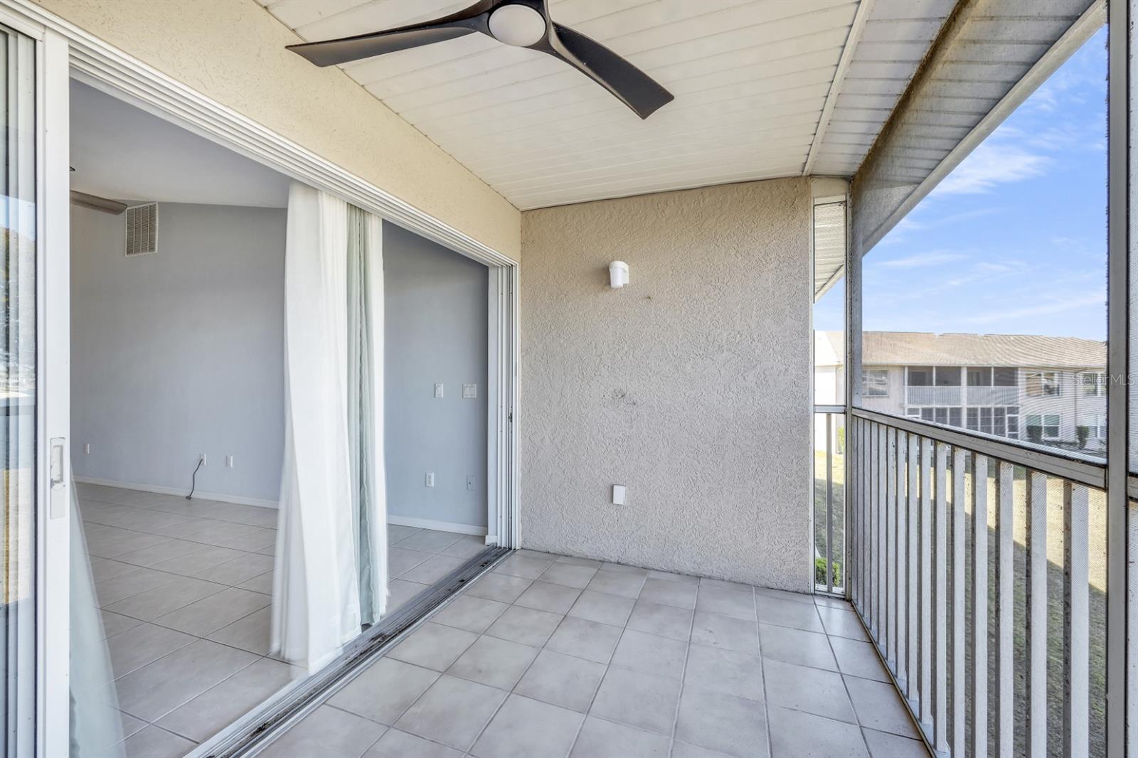 Image 6 of 38 For 11644 Egret Circle 1307