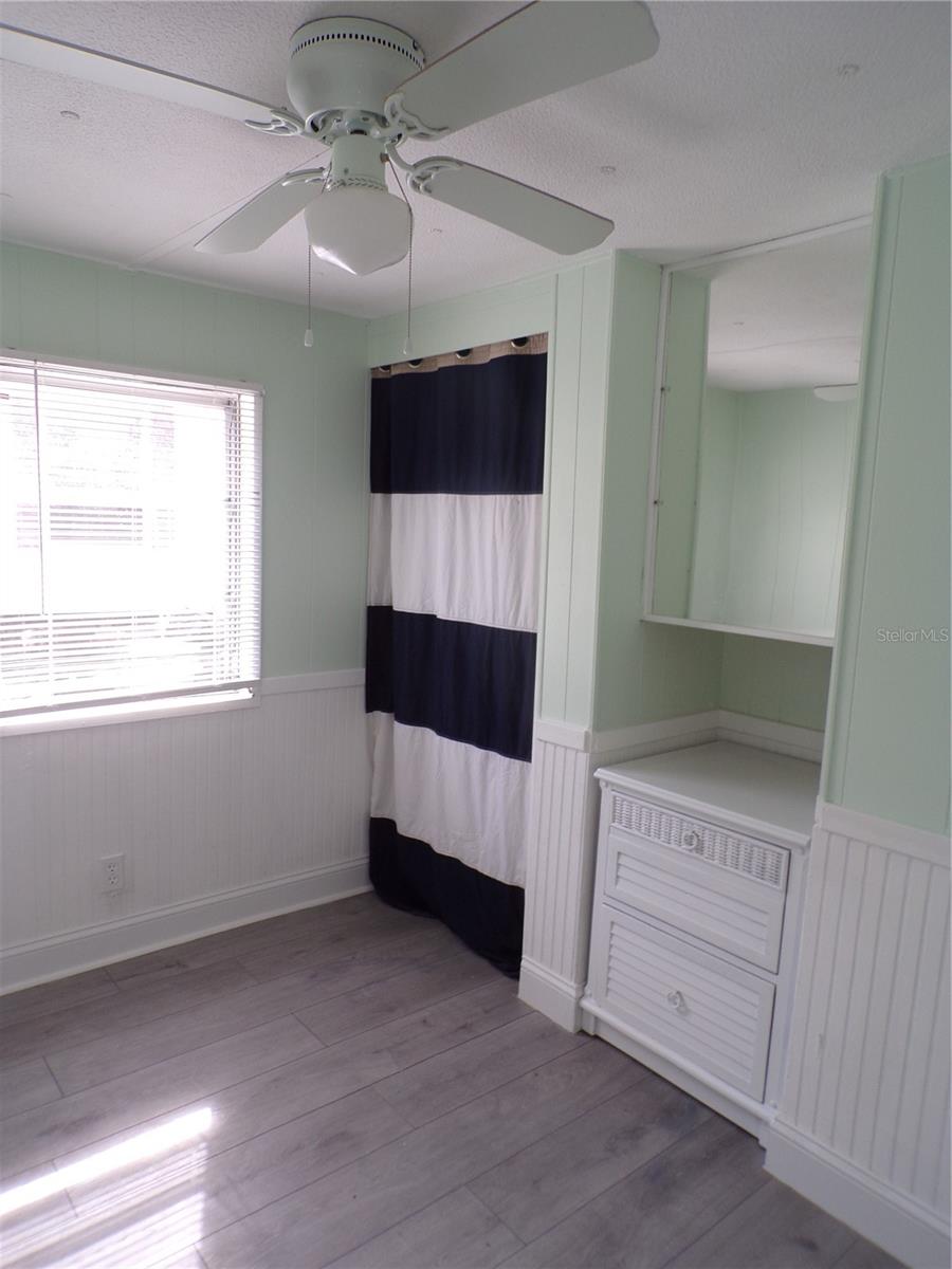 Image 11 of 29 For 3410 Bayside Parkway