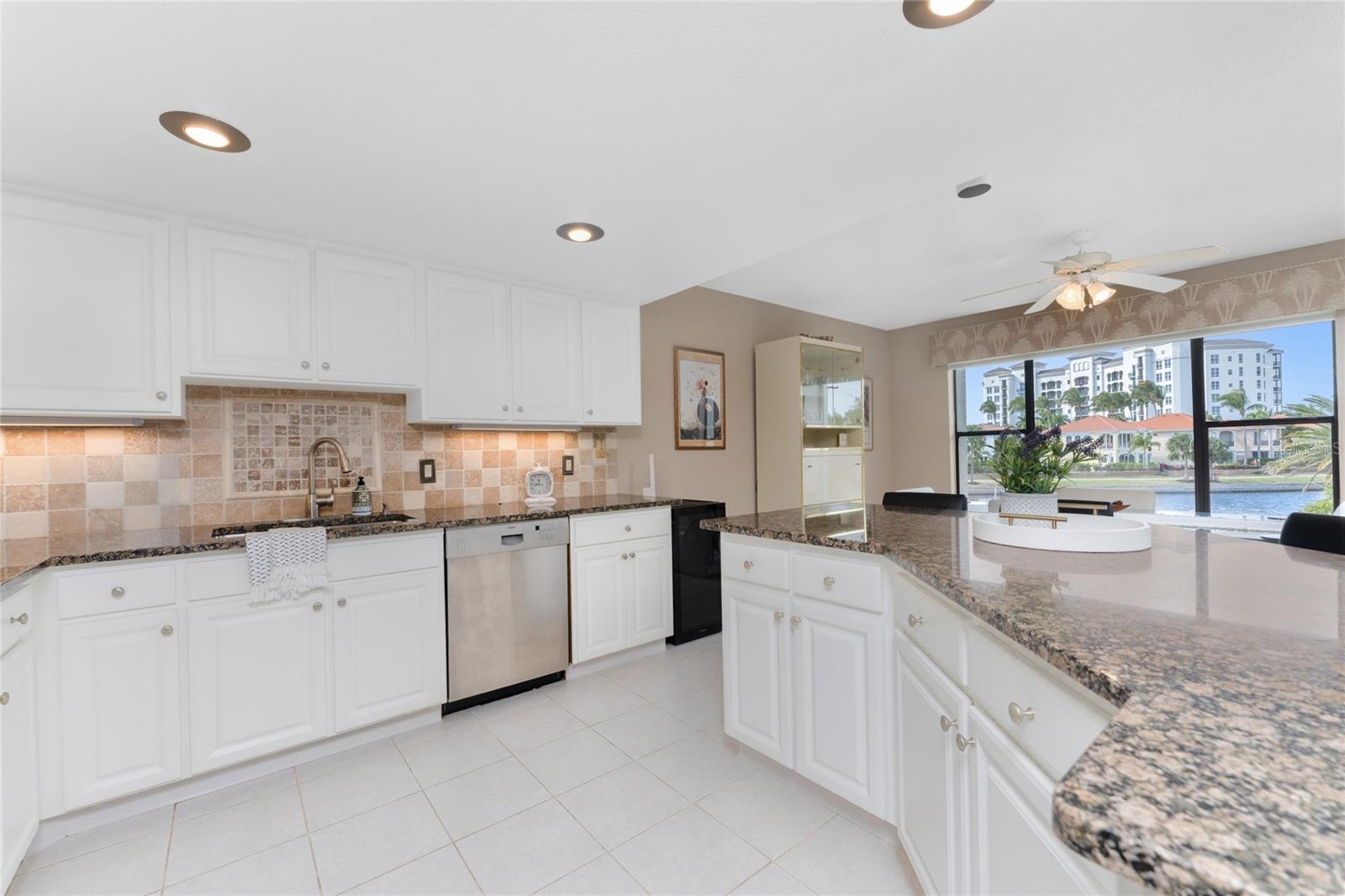 Image 14 of 51 For 3265 Sugarloaf Key Road 43b