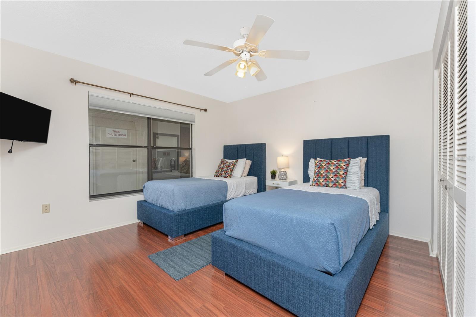 Image 25 of 51 For 3265 Sugarloaf Key Road 43b