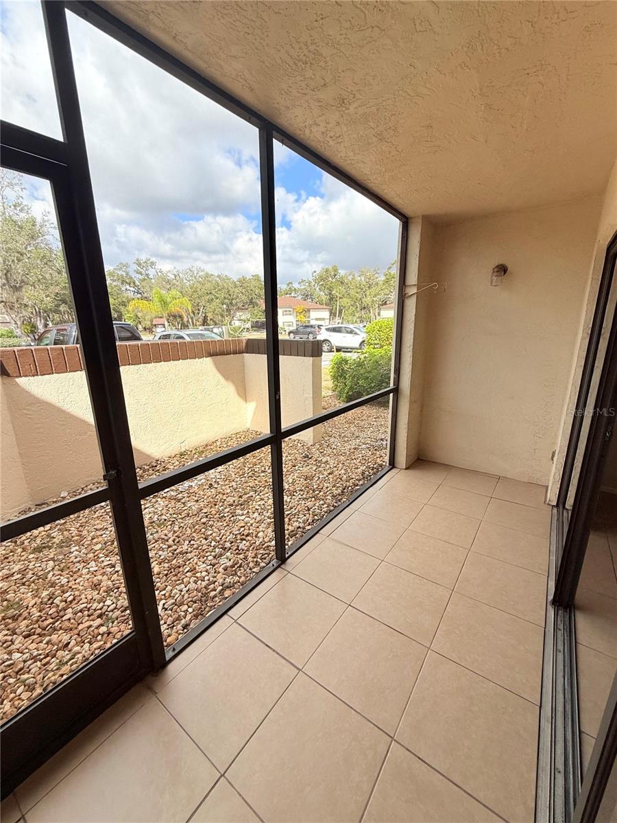 Image 15 of 35 For 19505 Quesada Avenue M107