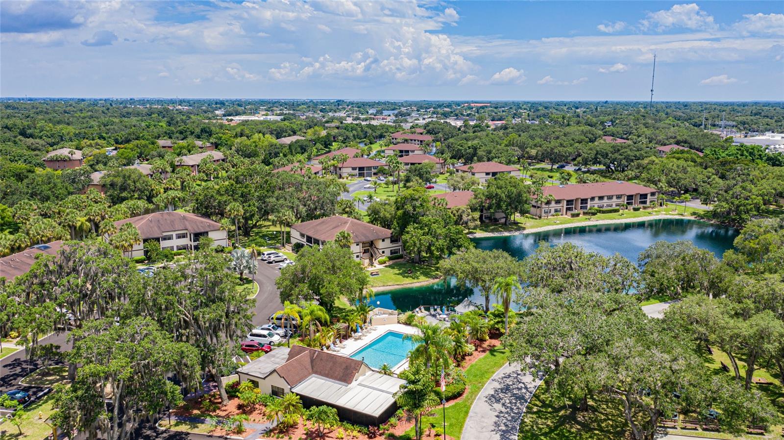 Image 18 of 35 For 19505 Quesada Avenue M107