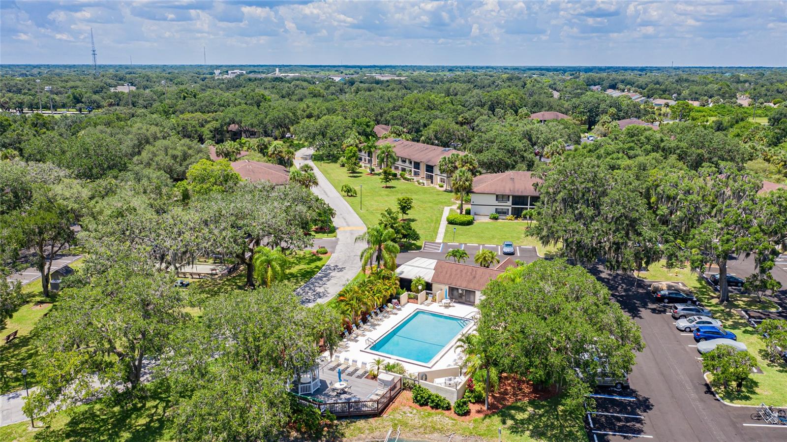 Image 19 of 35 For 19505 Quesada Avenue M107